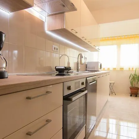 Apartamento Aleksandra *