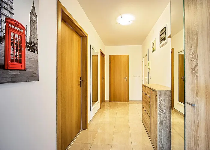 Apartment Aleksandra *